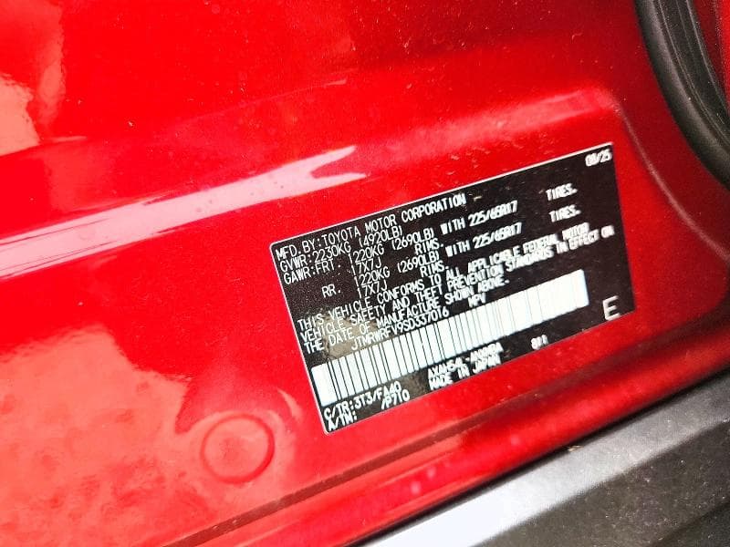 2025 TOYOTA RAV4 HYBRID XLE 13