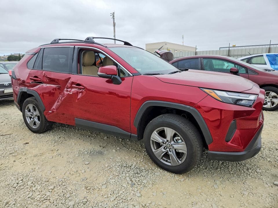 2025 TOYOTA RAV4 HYBRID XLE 4