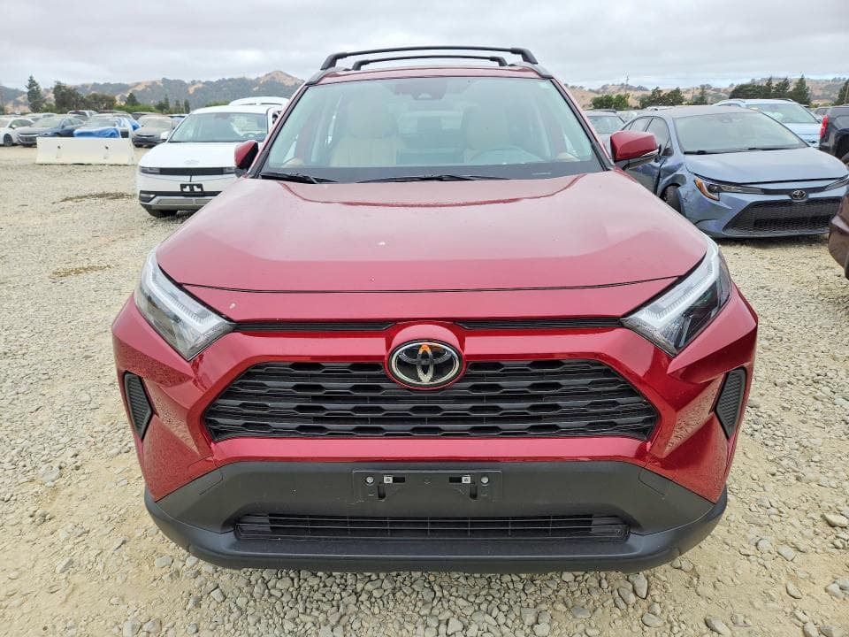 2025 TOYOTA RAV4 HYBRID XLE 5
