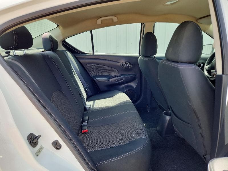 2017 NISSAN VERSA 1.6 SV 1.6 SV 10