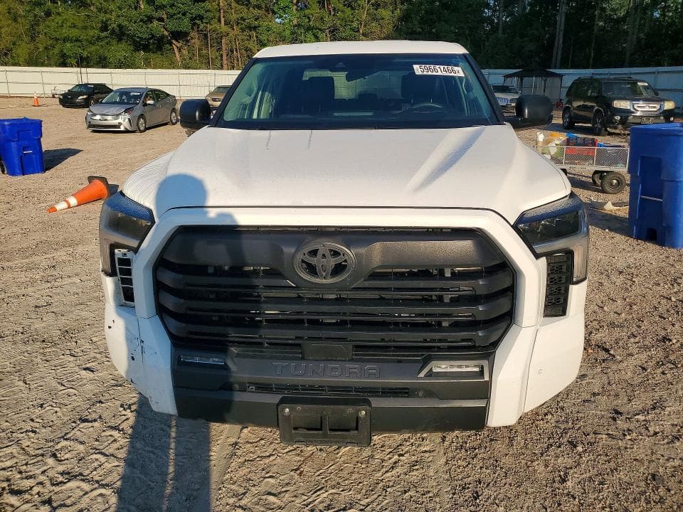 2024 TOYOTA TUNDRA SR5 5