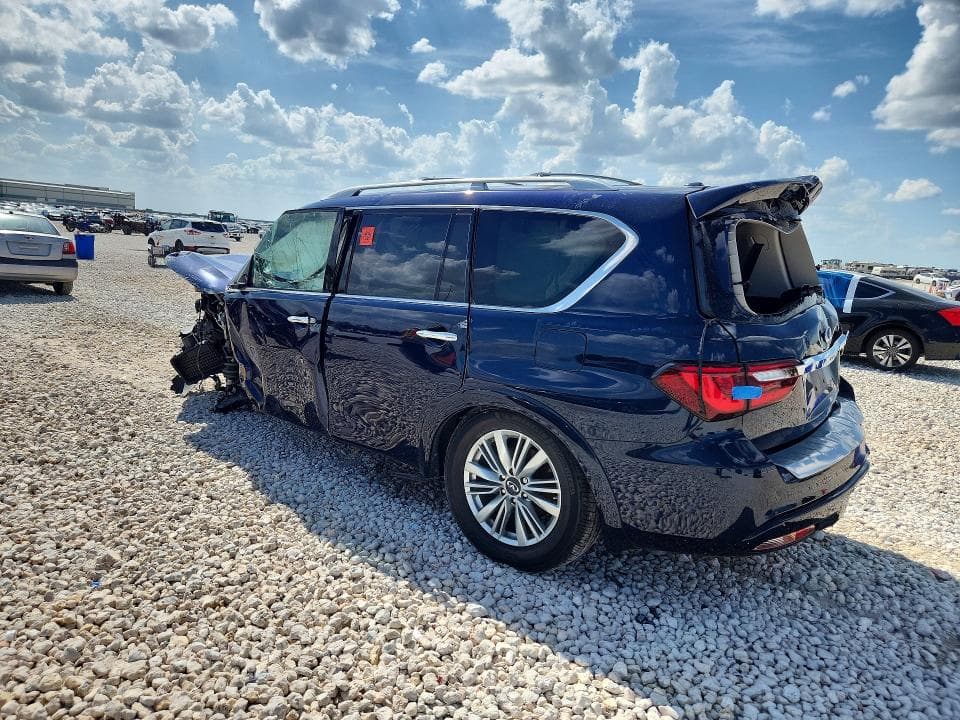 2019 INFINITI QX80 LUXE 2