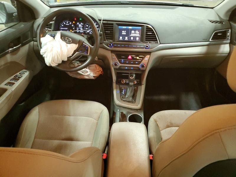 2017 HYUNDAI ELANTRA SE SE 8