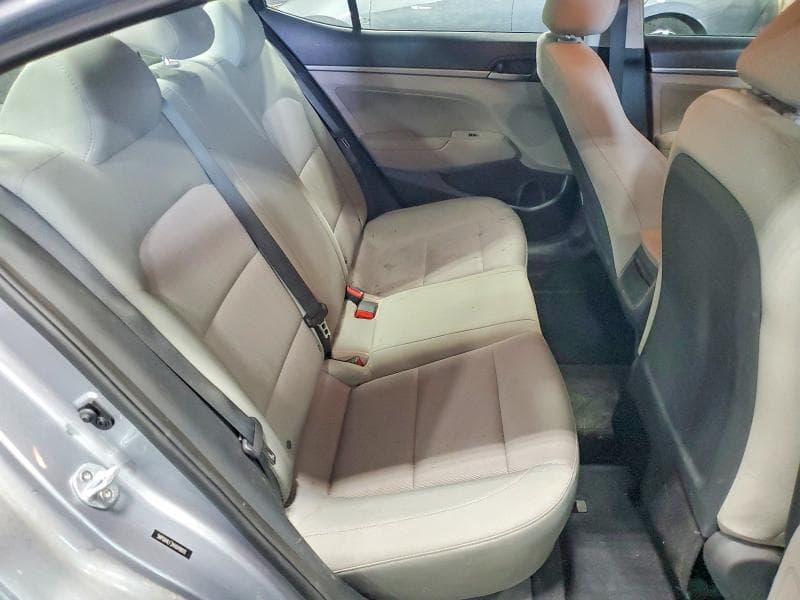 2017 HYUNDAI ELANTRA SE SE 10