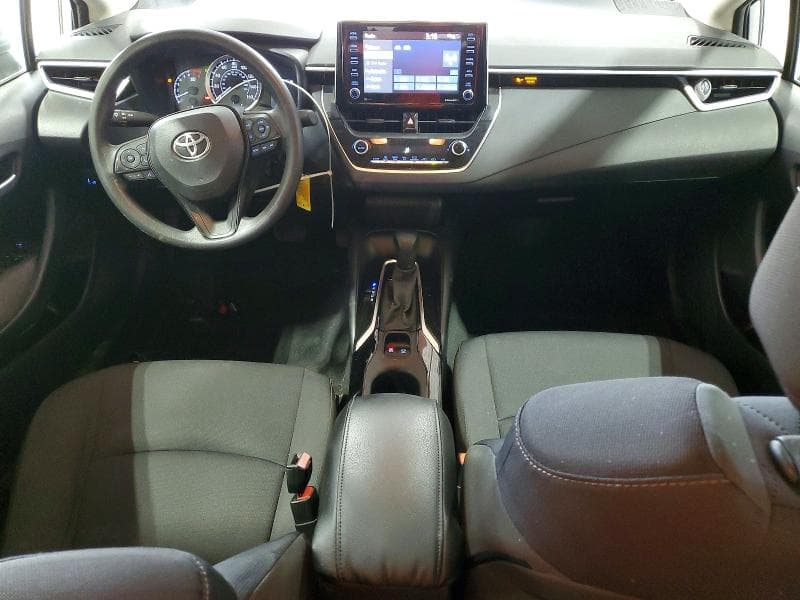 2021 TOYOTA COROLLA LE 8