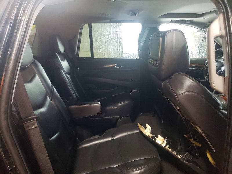 2018 CADILLAC ESCALADE LUXURY 11