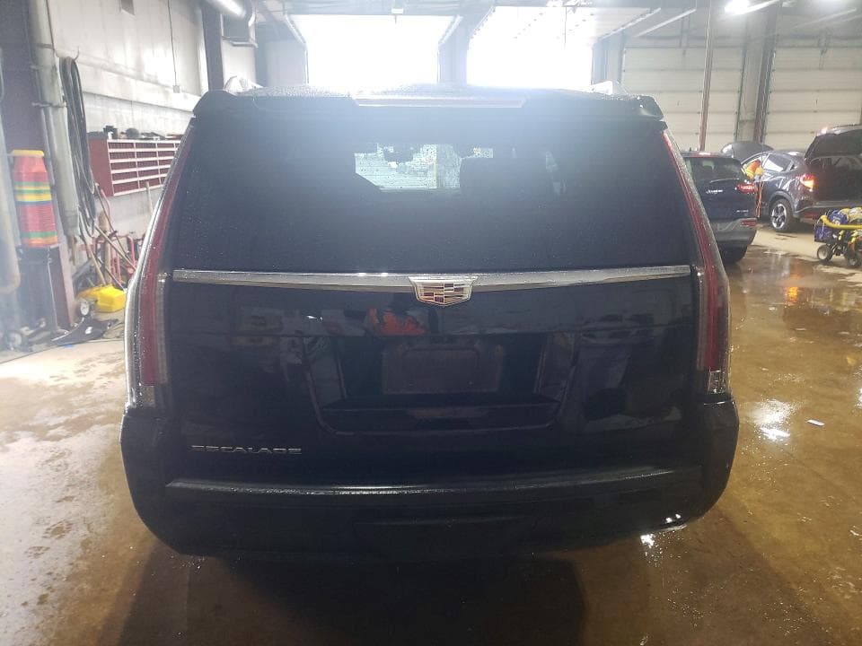 2018 CADILLAC ESCALADE LUXURY 6