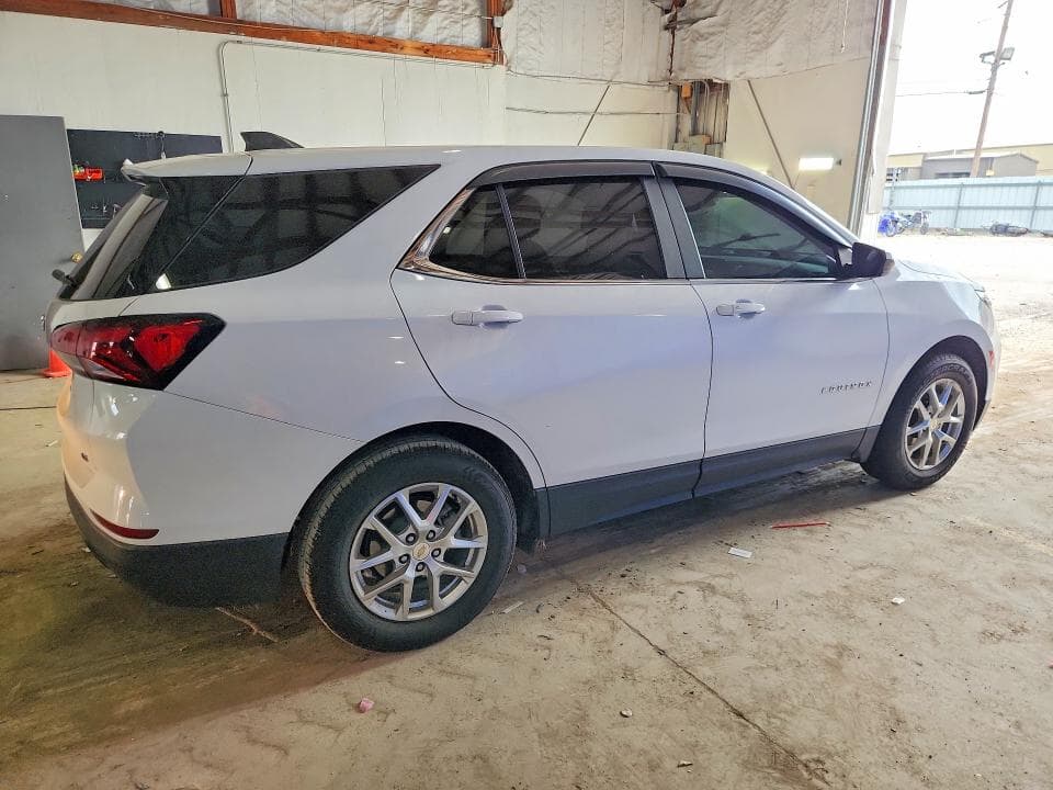 2022 CHEVROLET EQUINOX LT 3