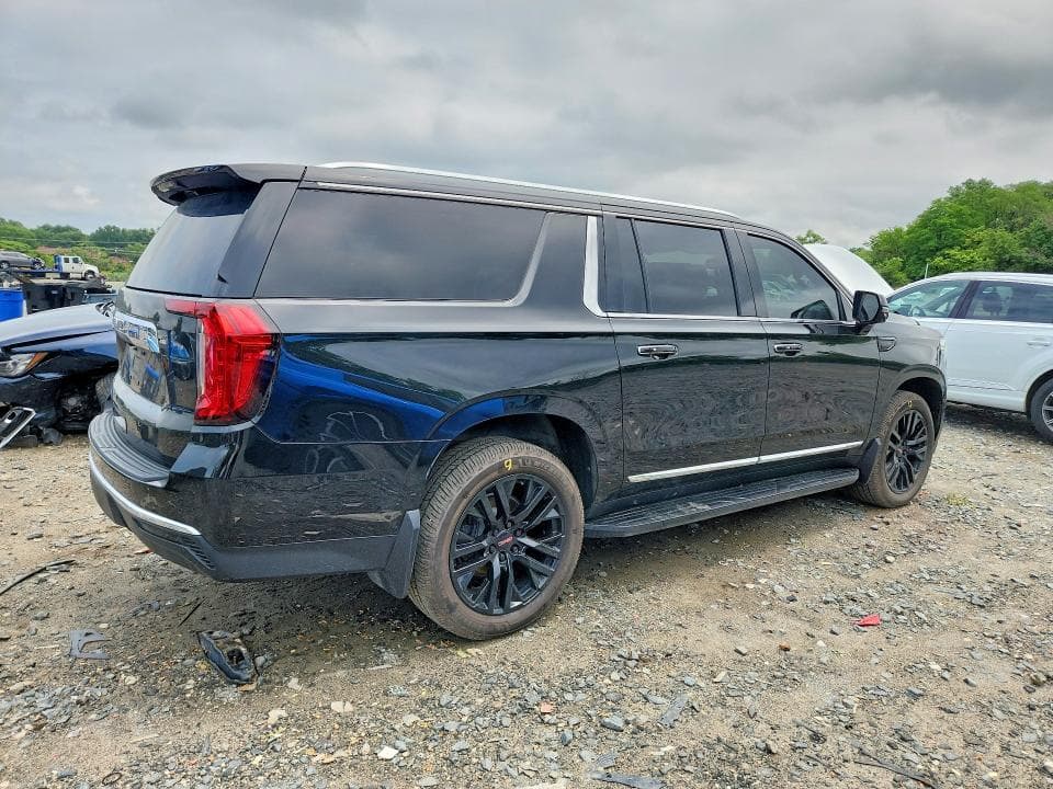 2021 GMC YUKON XL K1500 SLT 3