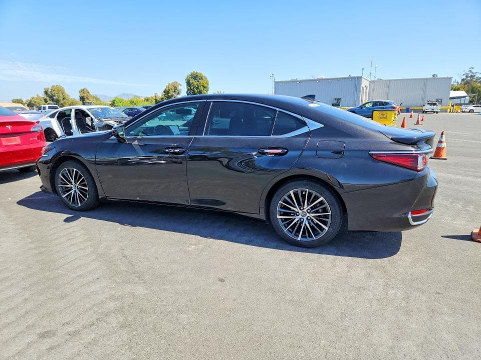 2024 LEXUS ES 300H BASE 2