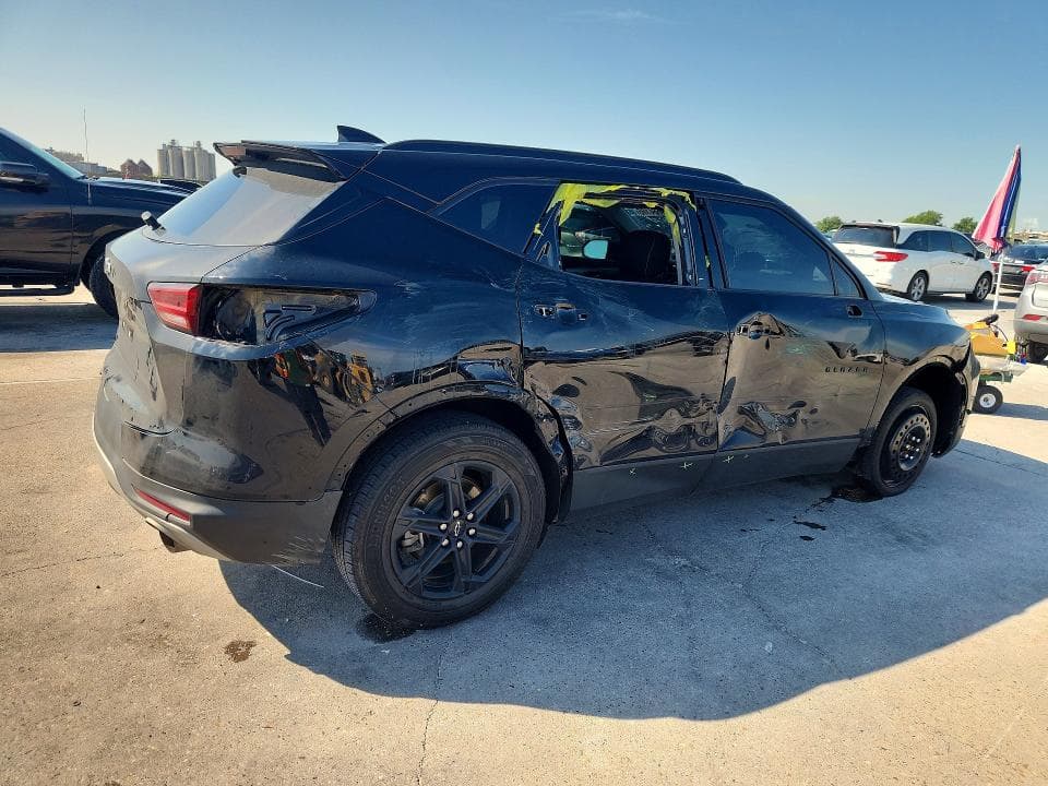 2023 CHEVROLET BLAZER 2LT 3