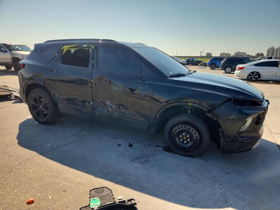 2023 CHEVROLET BLAZER 2LT 4