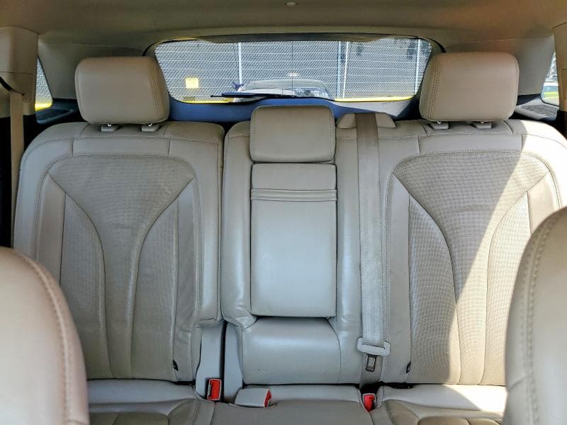 2019 LINCOLN NAUTILUS RESERVE 10