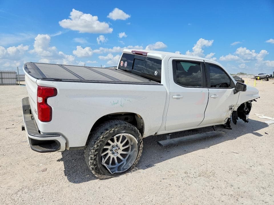 2020 CHEVROLET SILVERADO K1500 RST 3