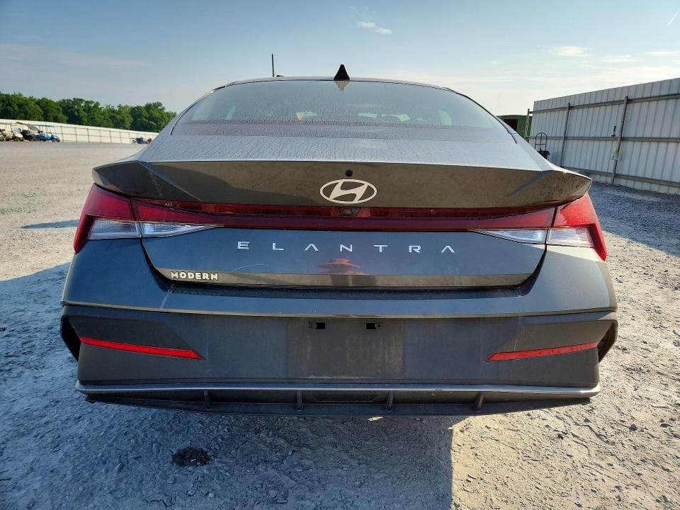 2024 HYUNDAI ELANTRA SEL 6