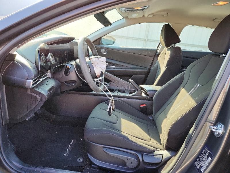 2024 HYUNDAI ELANTRA SEL 7