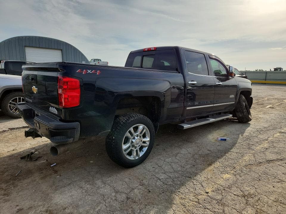 2019 CHEVROLET SILVERADO K2500 HIGH COUNTRY 3