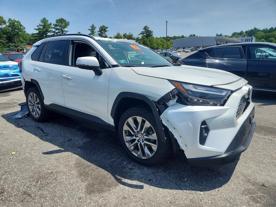 2023 TOYOTA RAV4 LIMITED 4