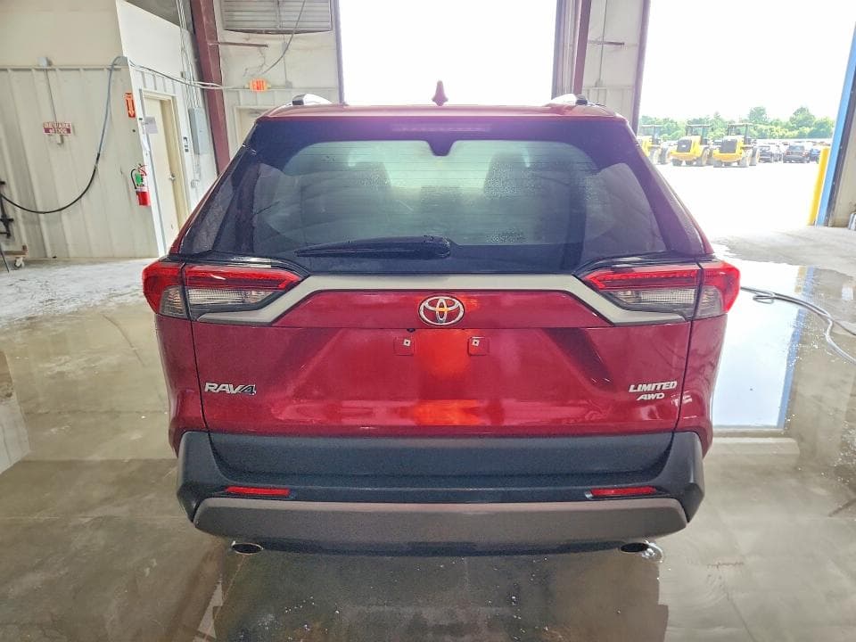 2020 TOYOTA RAV4 LIMITED 6
