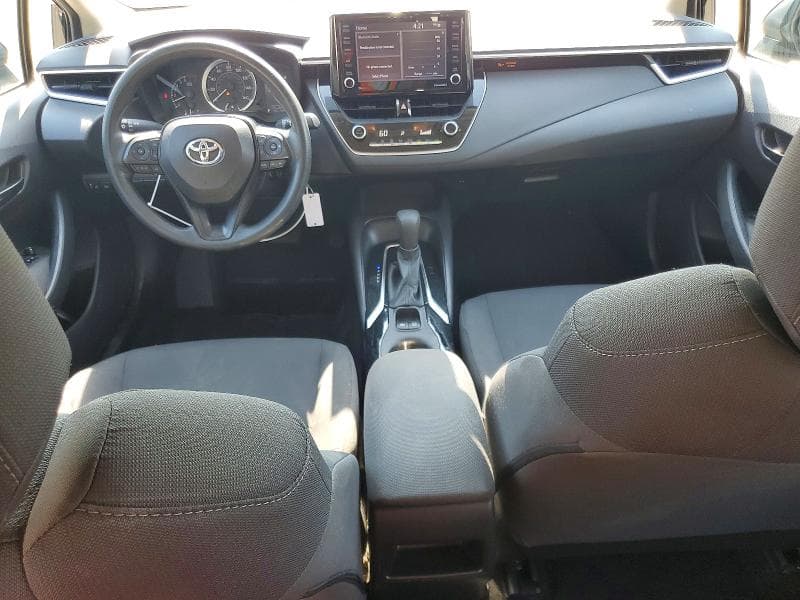 2022 TOYOTA COROLLA LE LE 8