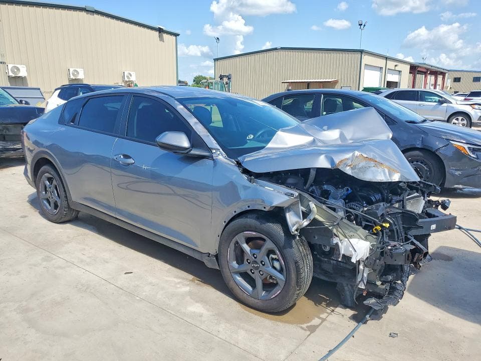 2025 KIA K4 LXS 4