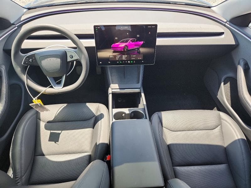 2025 TESLA MODEL 3 8