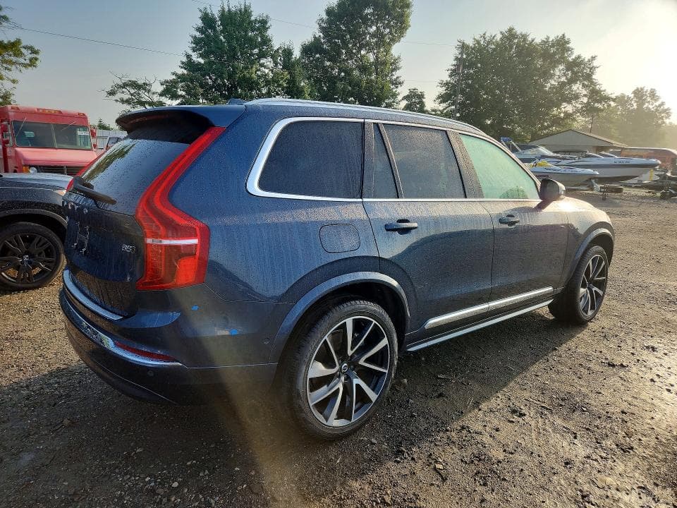 2023 VOLVO XC90 PLUS 3