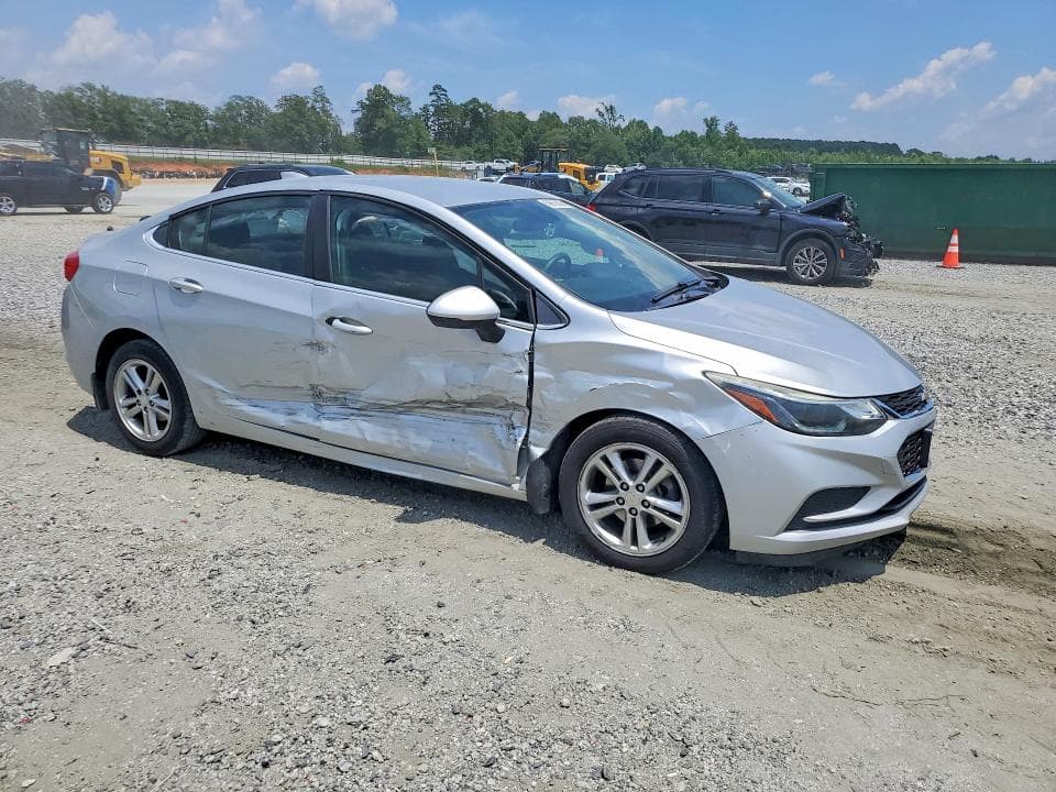 2017 CHEVROLET CRUZE LT LT 4