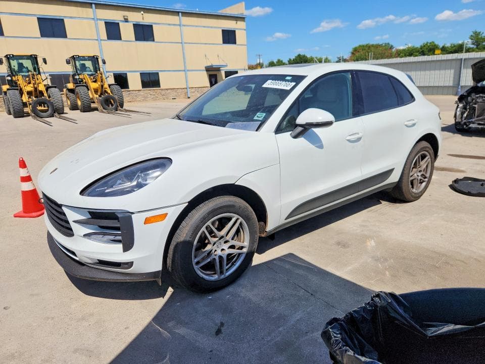 2020 PORSCHE MACAN
