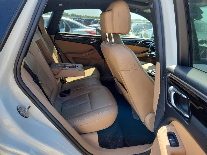 2020 PORSCHE MACAN 11