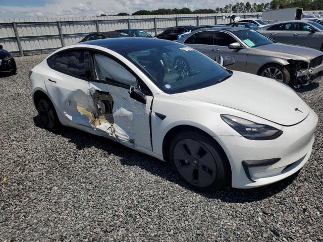 2021 TESLA 3 4