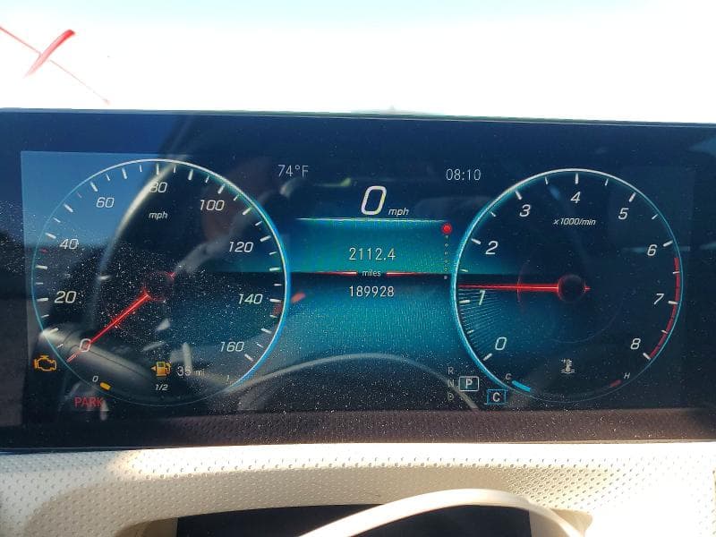 2022 MERCEDES-BENZ A 220 9