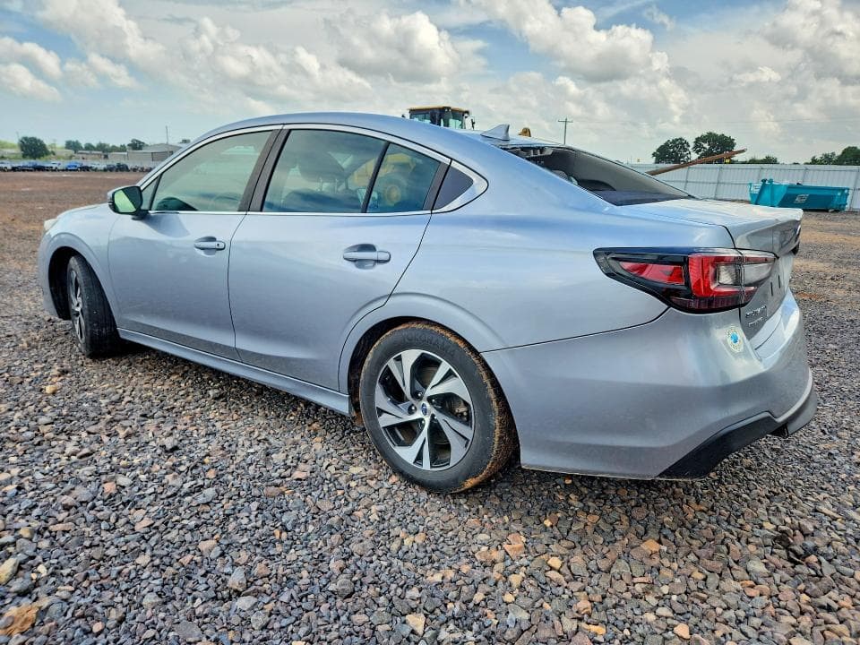 2022 SUBARU LEGACY 2
