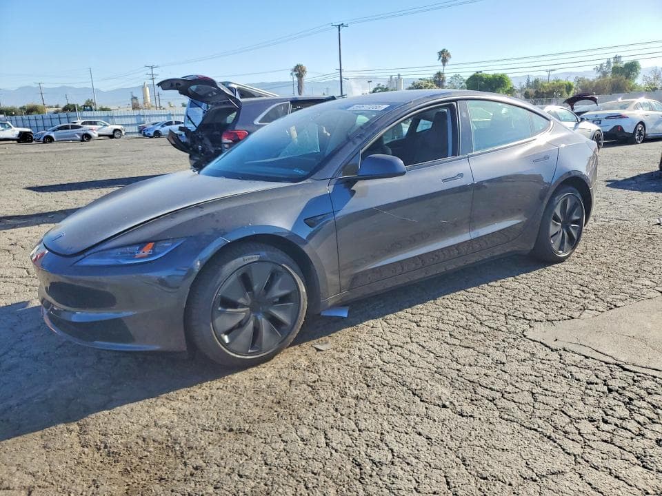 2025 TESLA MODEL 3 - 1