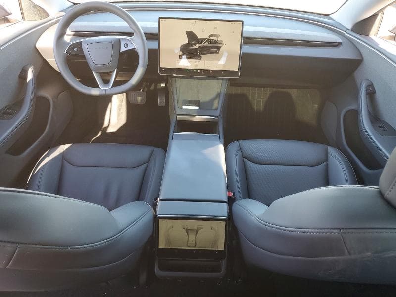 2025 TESLA MODEL 3 8