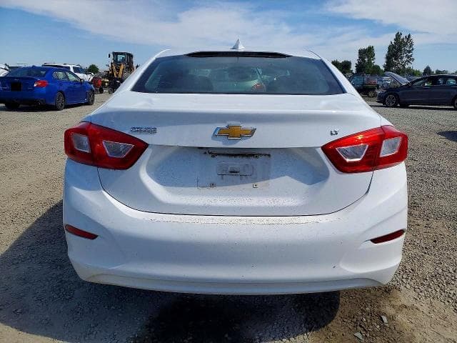 2017 CHEVROLET CRUZE LT LT 8