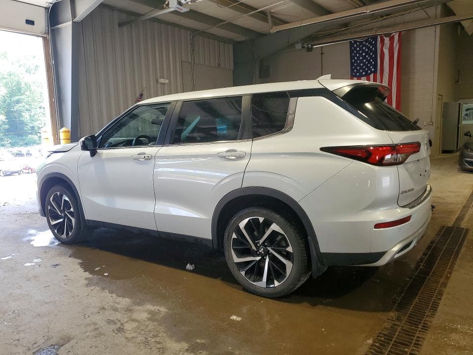 2023 MITSUBISHI OUTLANDER SE 2
