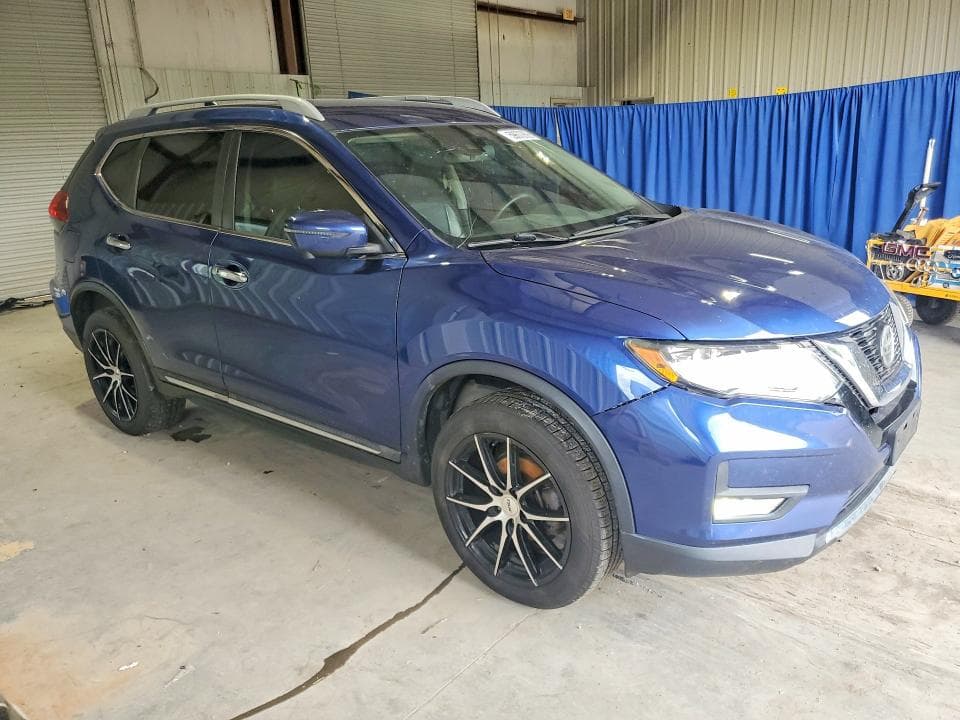2019 NISSAN ROGUE S 4
