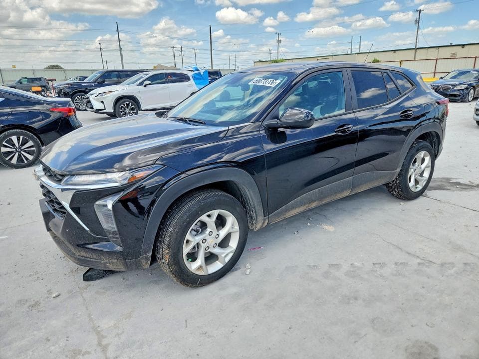 2025 CHEVROLET TRAX LS - 1