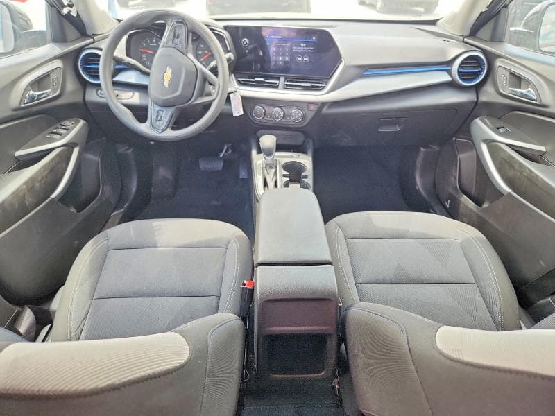 2025 CHEVROLET TRAX LS 8