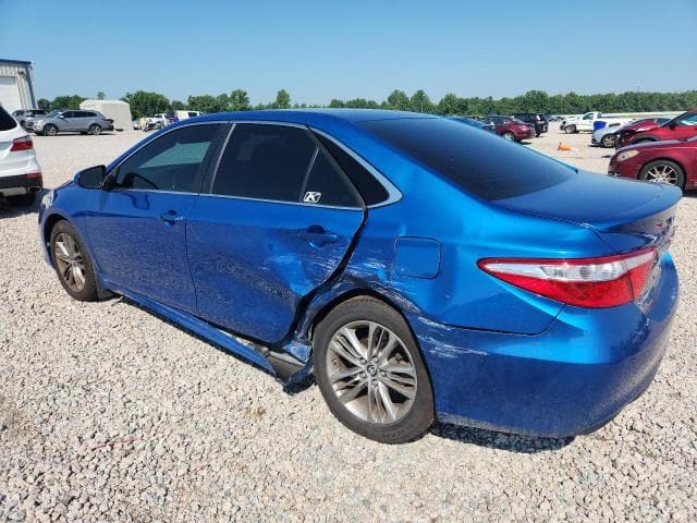2017 TOYOTA CAMRY SE 2