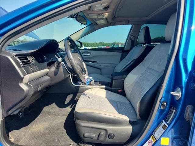 2017 TOYOTA CAMRY SE 7