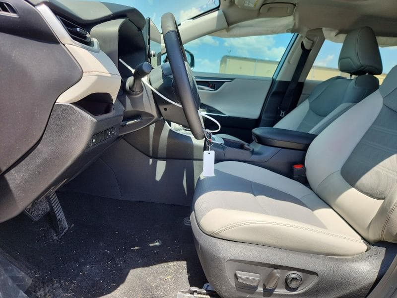 2025 TOYOTA RAV4 LIMITED 7