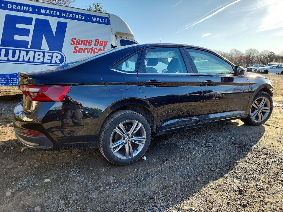 2024 VOLKSWAGEN JETTA SE 3