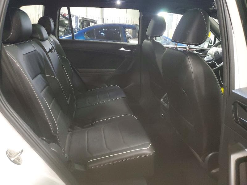 2022 VOLKSWAGEN TIGUAN SEL R-LINE SEL R-LINE 10