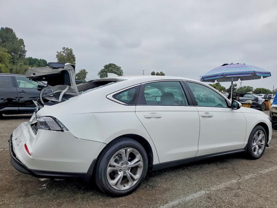 2025 HONDA ACCORD LX 3
