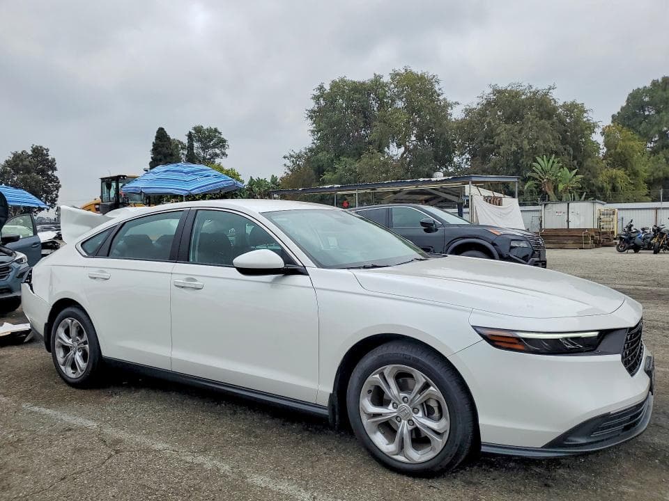 2025 HONDA ACCORD LX 4