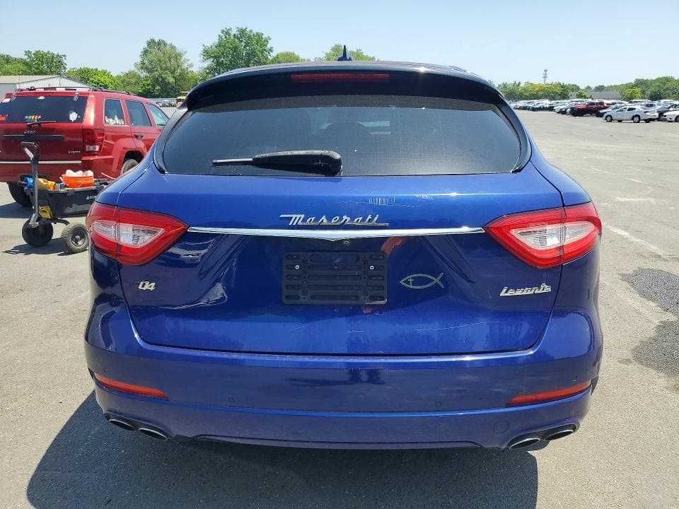 2019 MASERATI LEVANTE 6