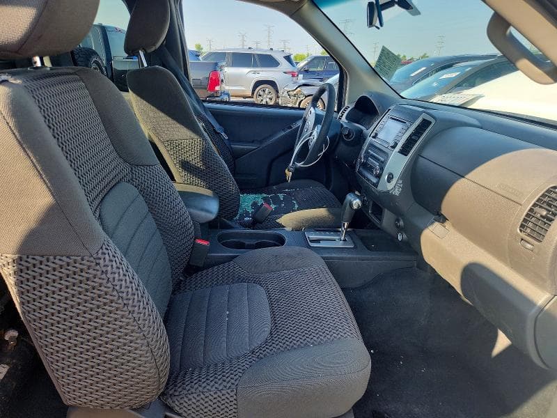 2018 NISSAN FRONTIER SV V6 7