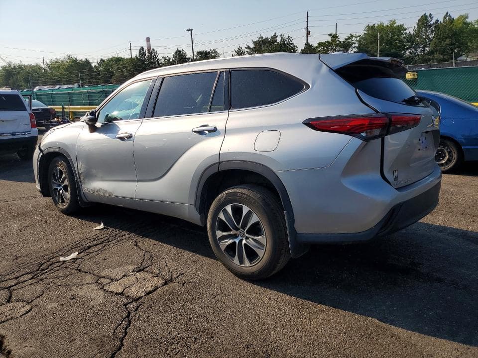 2022 TOYOTA HIGHLANDER HYBRID XLE 2
